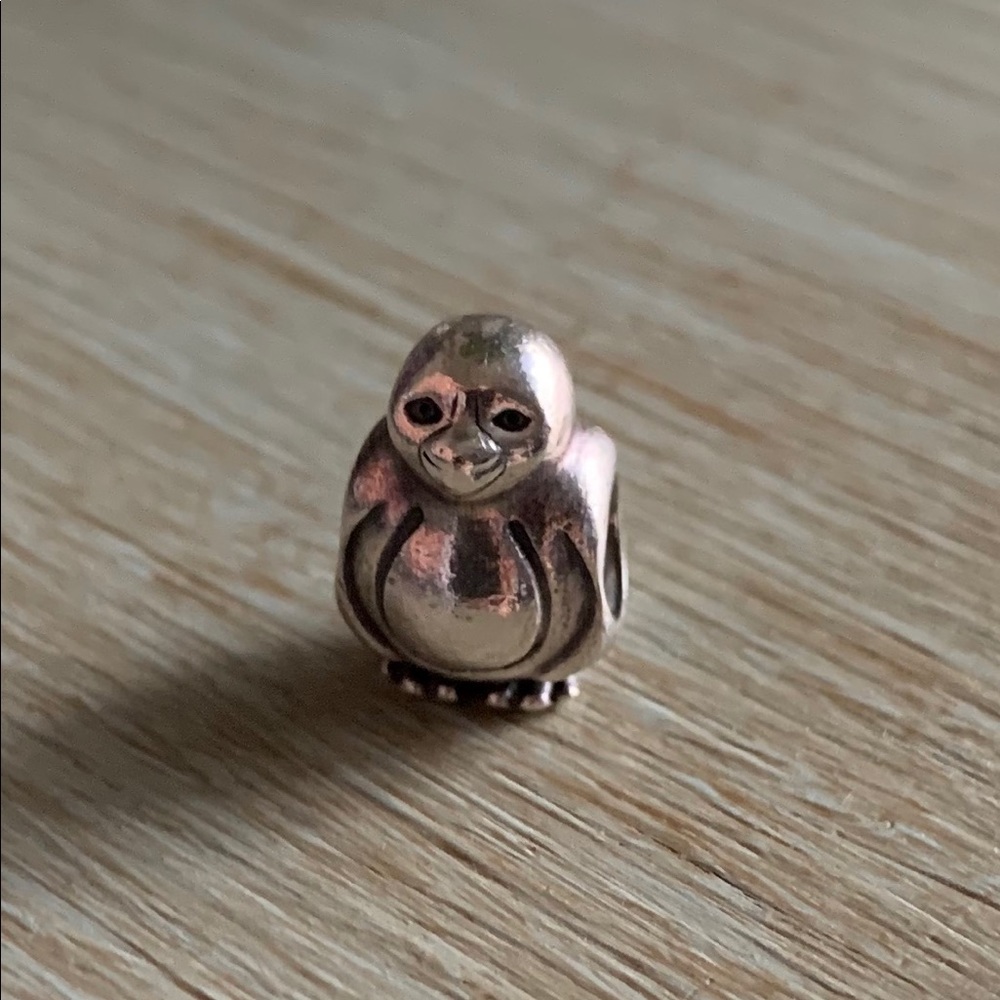 Pandora smooth-head Penguin charms (retired)